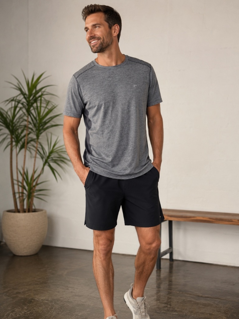 Arc'teryx Men's XL Gray Performance Athletic Running Shirt Lightweight Hiking